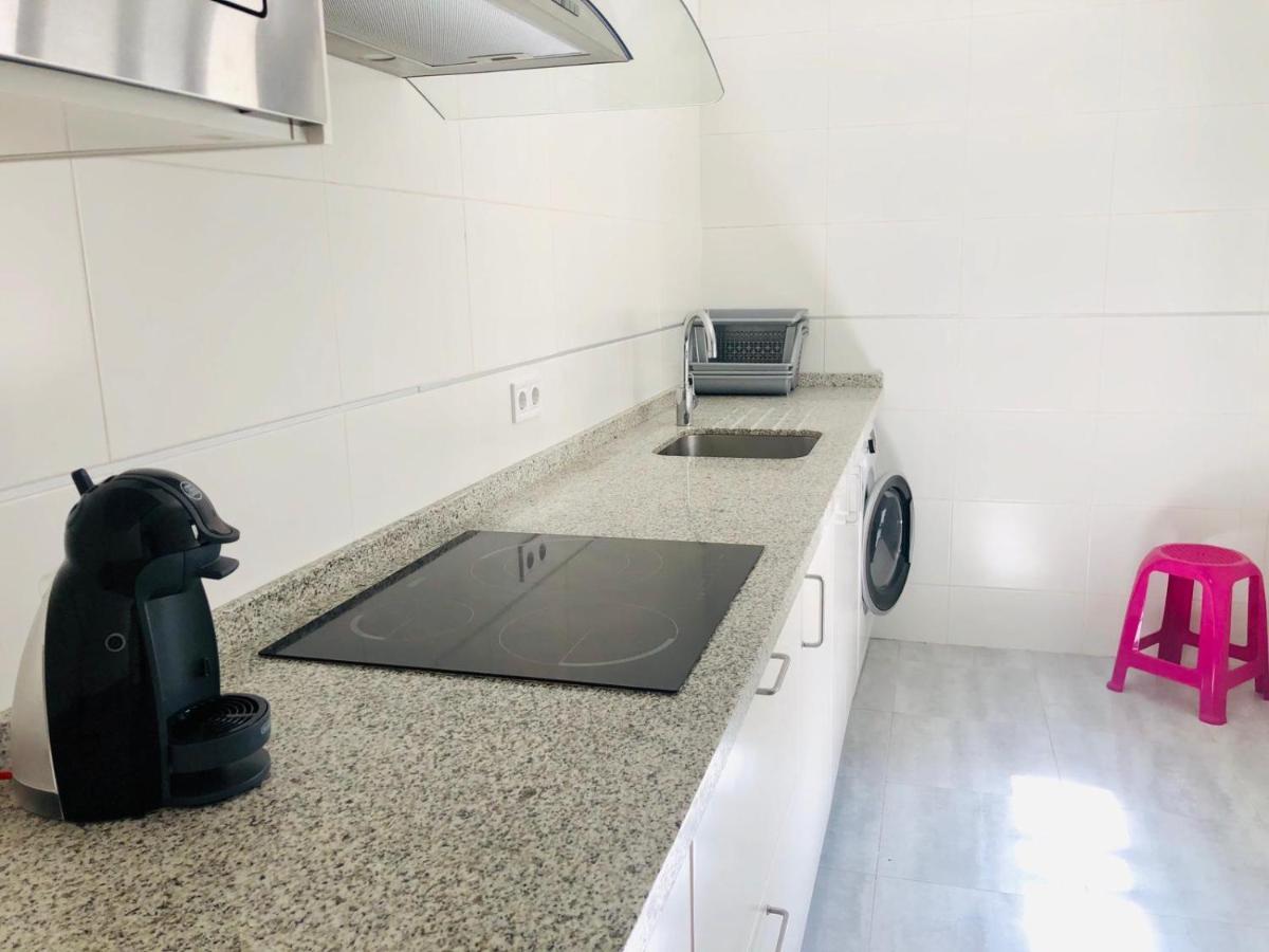 Low Cost Rooms La Merced Málaga Eksteriør bilde