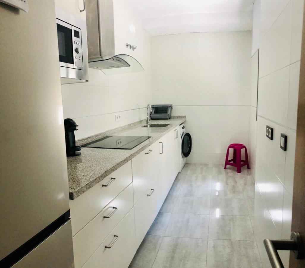Low Cost Rooms La Merced Málaga Eksteriør bilde