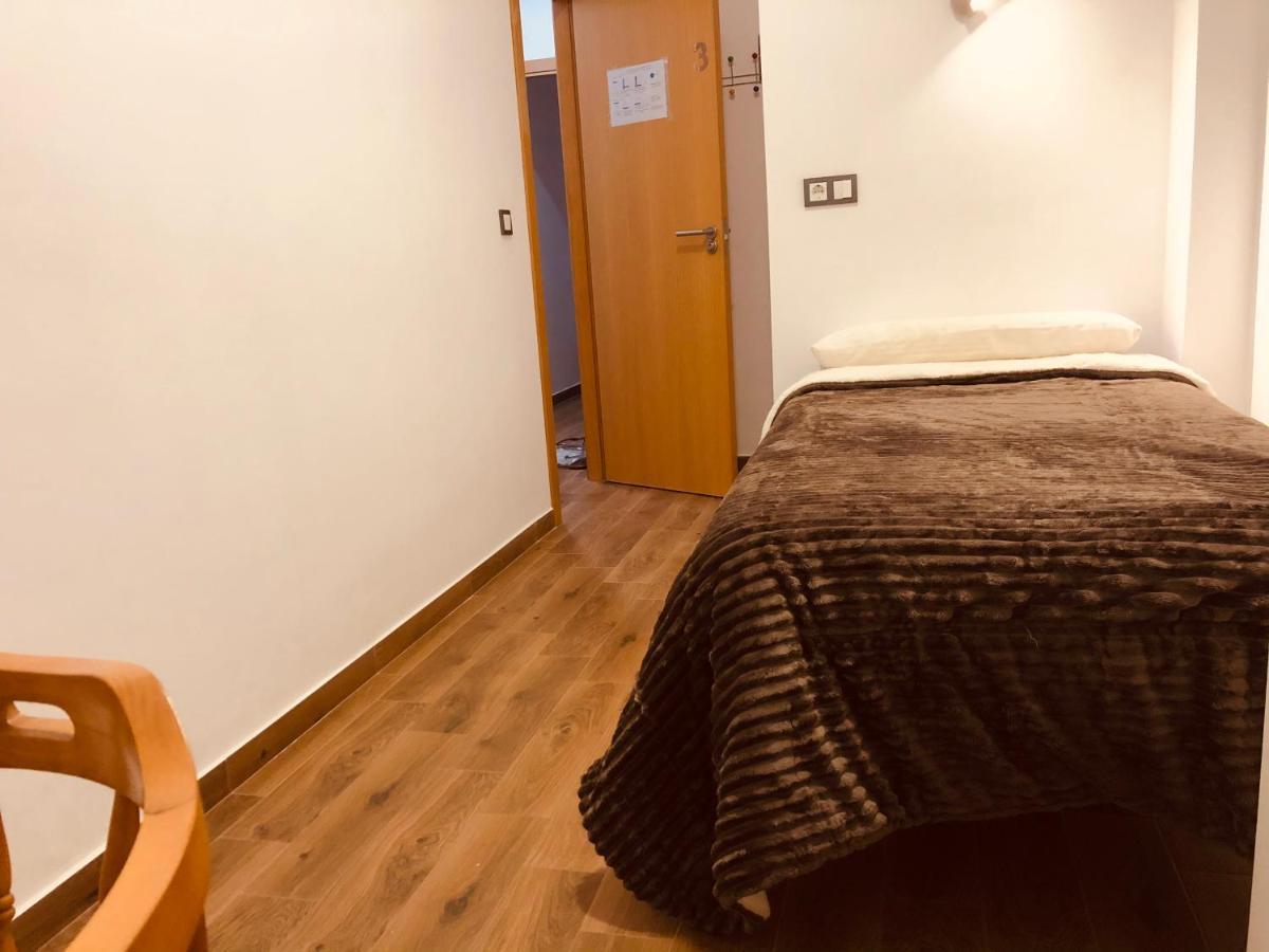 Low Cost Rooms La Merced Málaga Eksteriør bilde